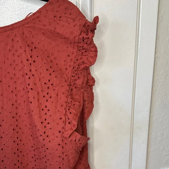 Knox Rose Terracotta Dress with Floral Accent - Picture 9 of 10